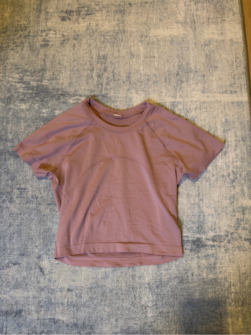 Women’s Short Sleeve Swiftly tech Crewneck Crop Top - Rose Pink